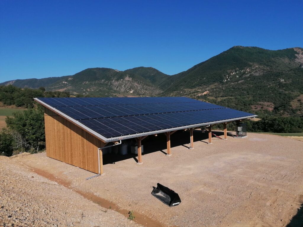 découvrez les nombreux avantages des panneaux photovoltaïques : économies d'énergie, réduction de l'empreinte carbone, valorisation de votre patrimoine et indépendance énergétique. optez pour une énergie durable et respectueuse de l'environnement.