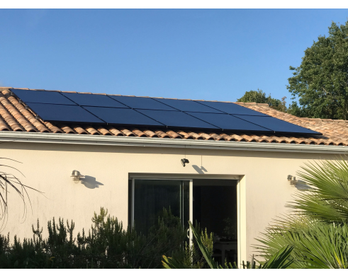 installation-photovoltaique-240-1 Qui peut installer des installations photovoltaïques 240 ?