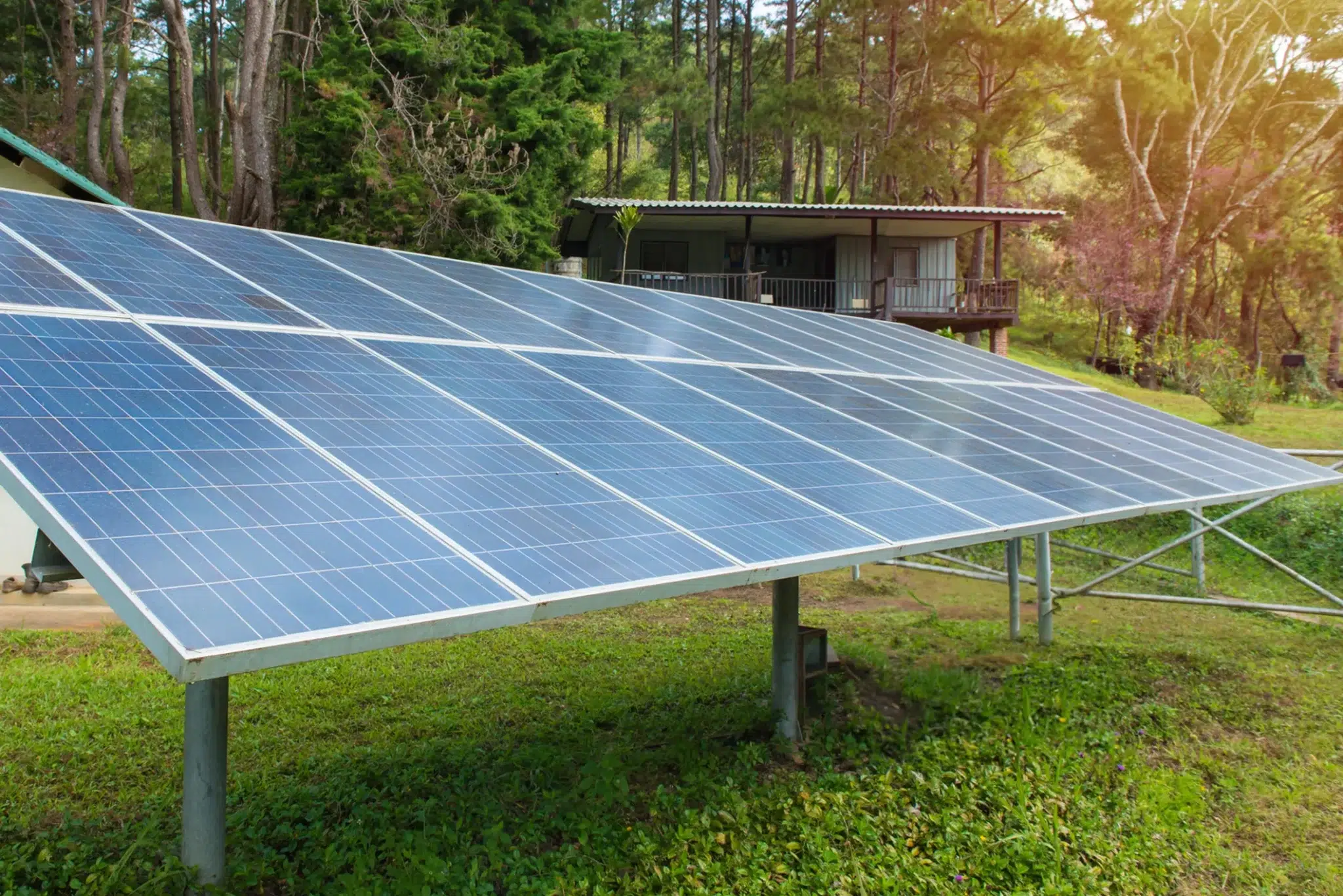 découvrez comment installer des panneaux photovoltaïques sur votre toiture pour bénéficier d'une énergie solaire renouvelable et réduire vos factures d'électricité. suivez nos conseils pratiques et astuces pour une installation réussie !