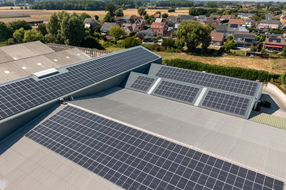 panneau-photovoltaique-toiture-abf-2 Installer un panneau photovoltaïque sur toiture en zone ABF : guide pratique