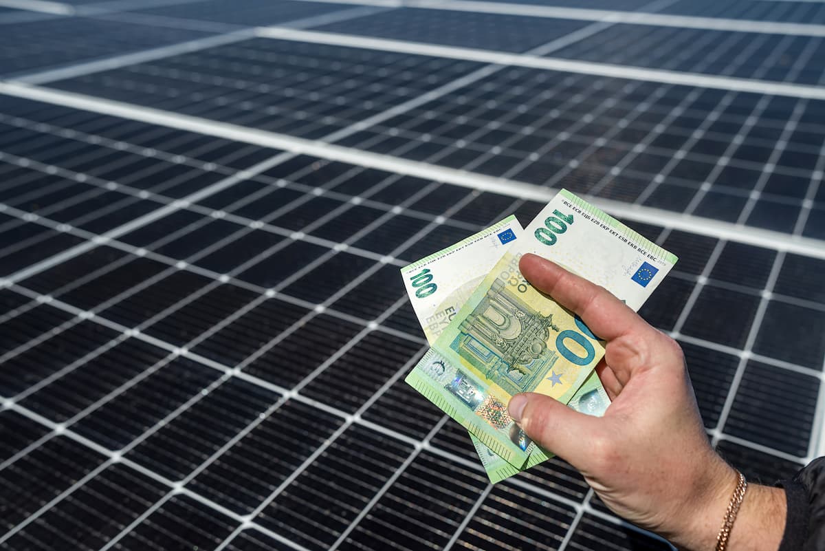 revendre-photovoltaique Comment revendre votre installation photovoltaïque de manière rentable