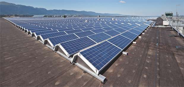 suisse-inaugure-grande-installation-photovoltaique-1 La Suisse inaugure la plus grande installation photovoltaïque extensible au monde