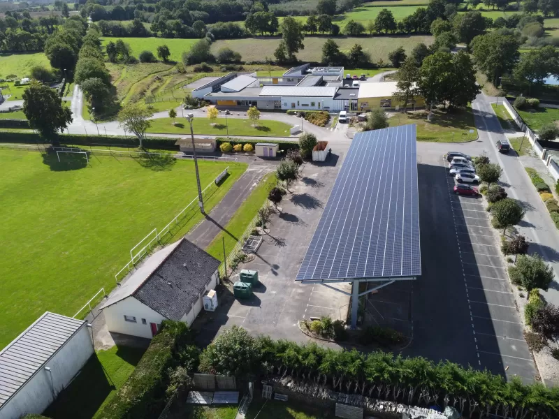 nouvelle-centrale-solaire-municipale-a-loudeac À Loudéac, une nouvelle centrale photovoltaïque municipale au service du boulodrome, des spectacles et des vide-greniers