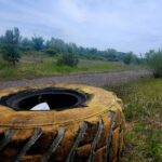 découvrez la transformation innovante d'une friche industrielle en un parc solaire moderne près du havre, une initiative durable pour l'énergie propre et la revitalisation environnementale.